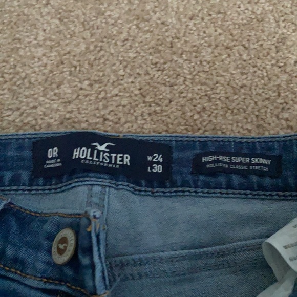 2 pair of Hollister jeans excellent condition - Picture 6 of 7